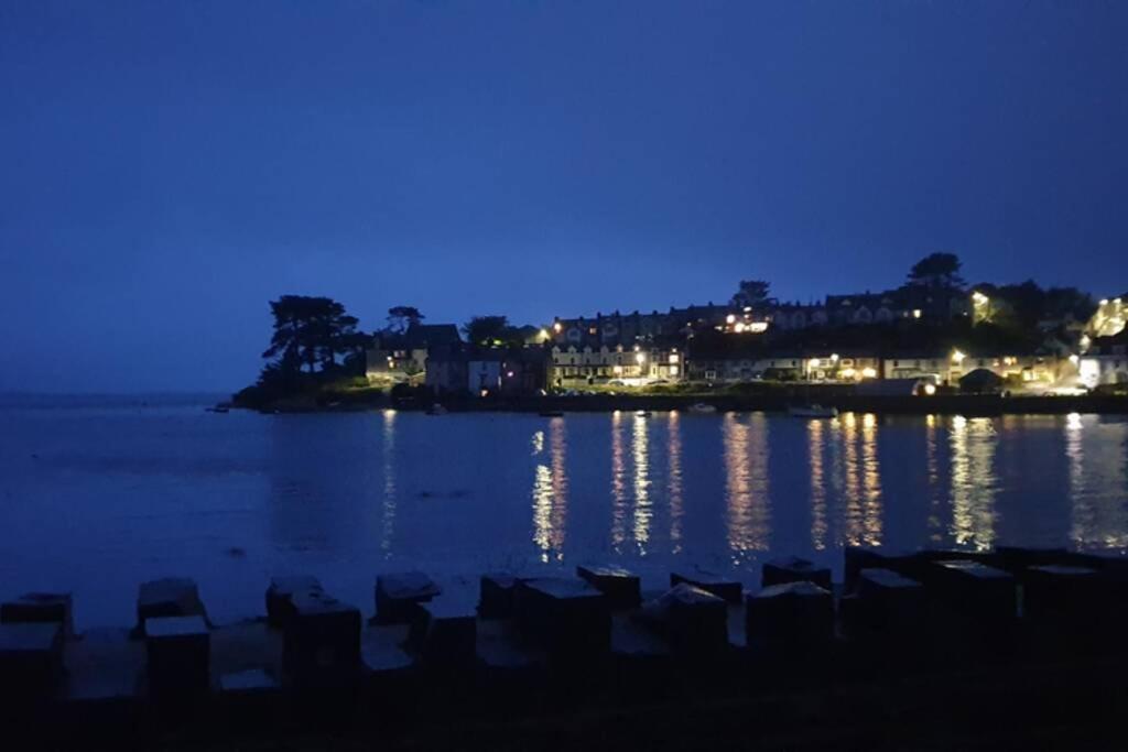 Porthmadog Harbour Town - High Street Apartment. Bagian luar foto