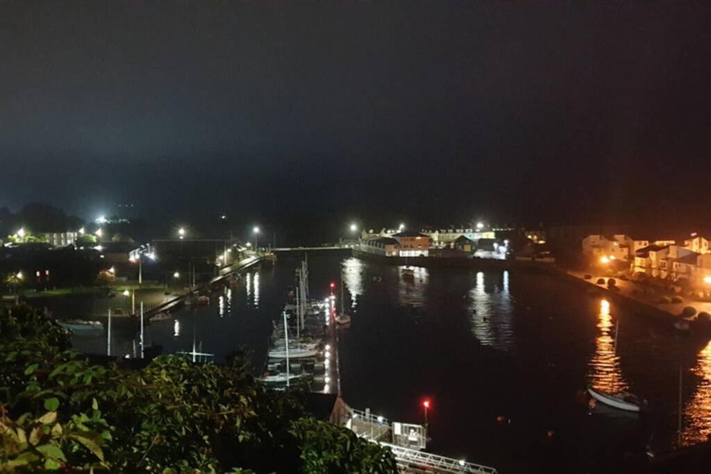 Porthmadog Harbour Town - High Street Apartment. Bagian luar foto